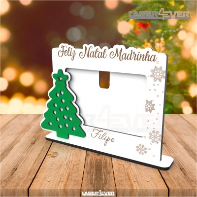 Porta-foto de Natal em madeira com decoração temática e texto personalizado.