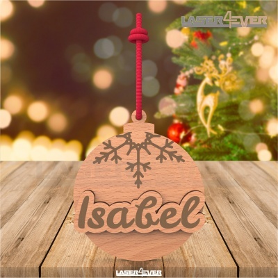 enfeite de Natal em madeira com nome Isabel e padrão de floco de neve