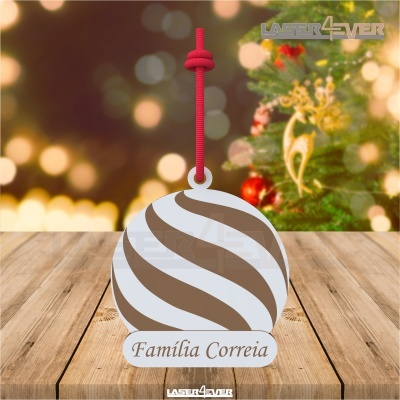Enfeite de Natal redondo com padrão ondulado e inscrição Família Correia