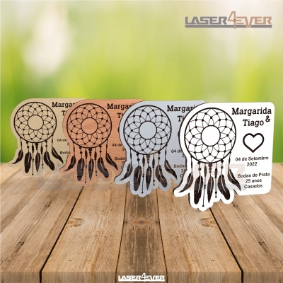 Cartões em formato de filtro dos sonhos com texto sobre bodas de prata em várias cores