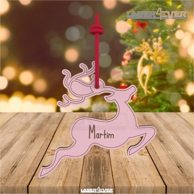 Enfeite de Natal em forma de rena cor-de-rosa com nome Martim e laço vermelho