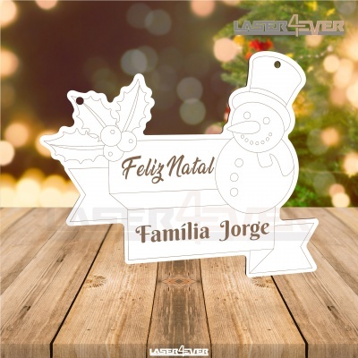 Decoração de Natal acrílica branca com texto 'Feliz Natal' e 'Família Jorge'