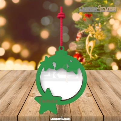 Ornamento de Natal redondo verde com estrelas e nome Tomás