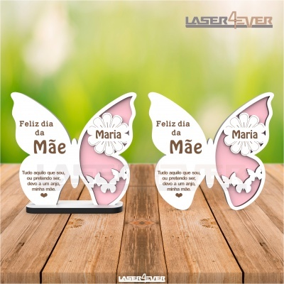 Lembranças de borboleta para o Dia da Mãe em branco e rosa com texto em castanho