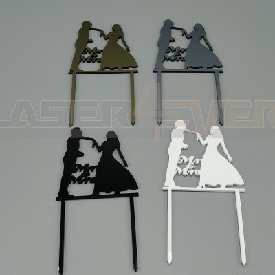 Quatro toppers de bolo em metal com design de casal e texto My Angel em várias cores