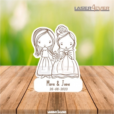 Estatueta acrílica com desenho de duas meninas e texto personalizado