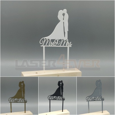Topo para bolo de casamento com silhueta de casal e texto Mr & Mrs