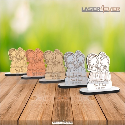 Lembranças de casamento em acrílico com gravação personalizada