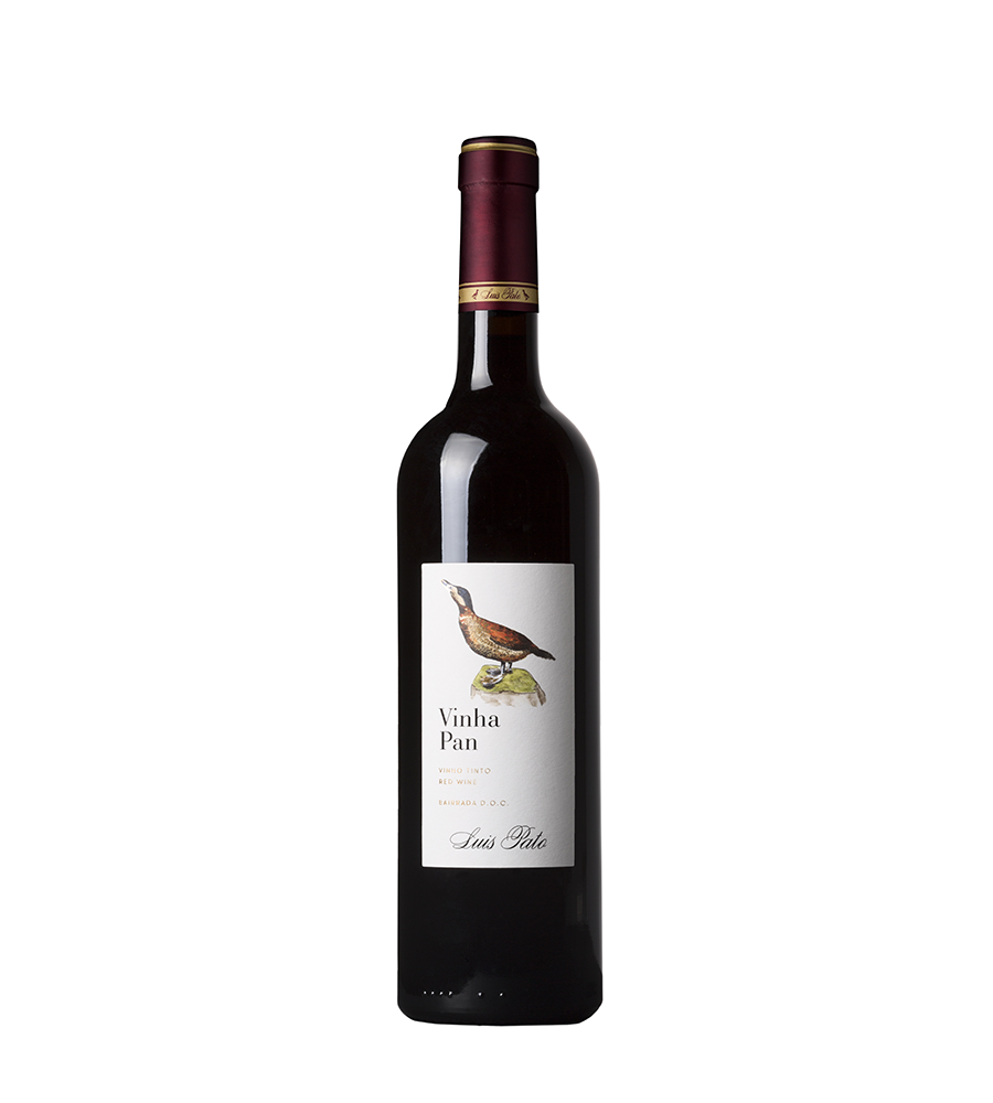 Garrafa de vinho tinto Vinha Pan com rótulo branco e pássaro desenhado