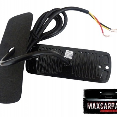 luz traseira preta para automóvel com cabo e logótipo MAXCARPARTS