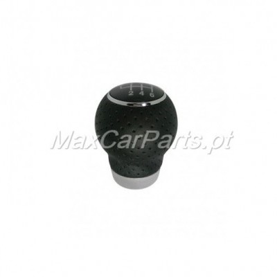 Pomo de caixa de velocidades preto com pele perfurada e base metálica