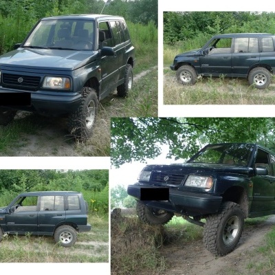 SUV Suzuki verde-escuro todo-o-terreno em ambiente natural