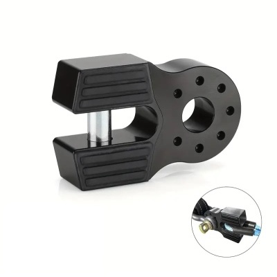 Gancho preto metálico com almofadas em borracha e orifícios circulares