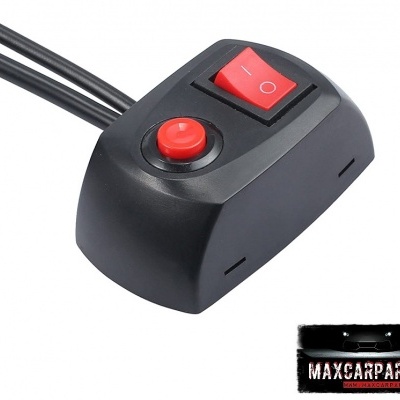 Interruptor preto com botão vermelho e interruptor deslizante vermelho e branco com etiqueta MAXCARPARTS