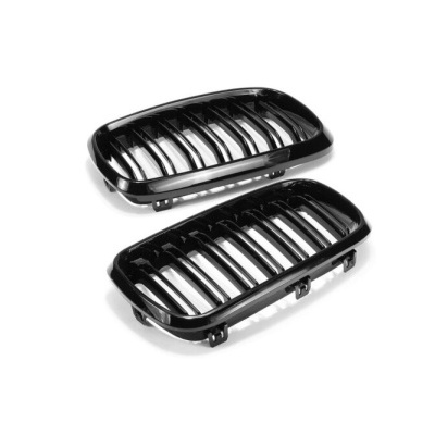 Par de grelhas frontais em plástico preto brilhante para automóvel
