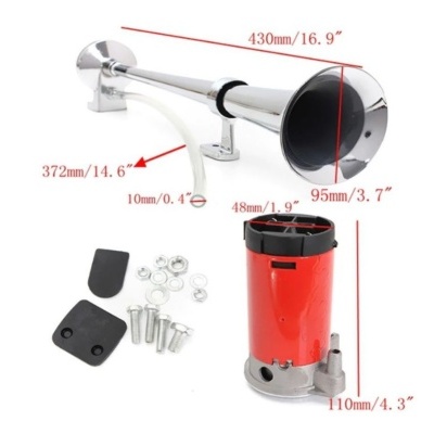 Buzina cromada com componentes vermelhos e parafusos em fundo branco