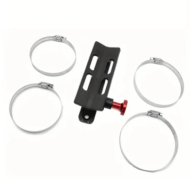 Quatro braçadeiras metálicas e peça preta com ajuste vermelho