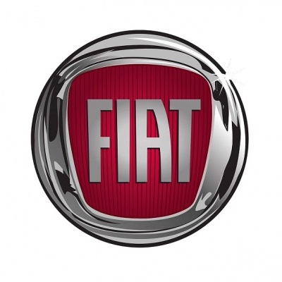 Emblema circular vermelho e prateado da marca FIAT