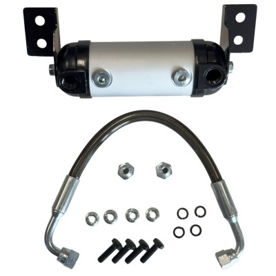 Peça metálica cilíndrica com suportes, mangueira metálica e parafusos