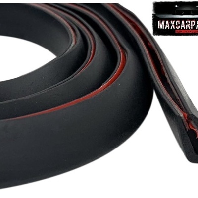 Vedante de borracha preto com linha vermelha