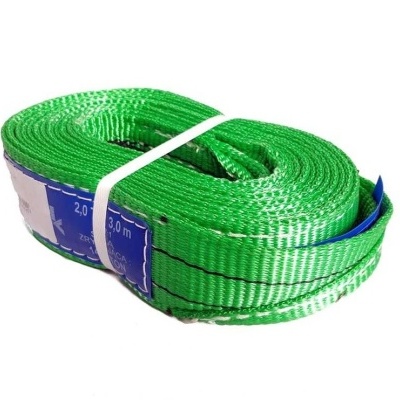 Alça de elevação plana verde com etiquetas azuis e brancas