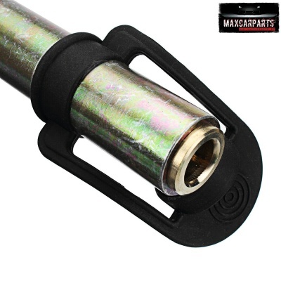 Peça metálica com suporte preto e logótipo MAXCARPARTS