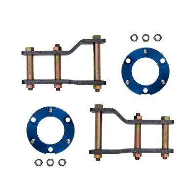Conjunto de peças metálicas e circulares azuis com parafusos e porcas sobre fundo branco