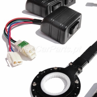 Componentes eletrónicos com cabos coloridos e interruptor