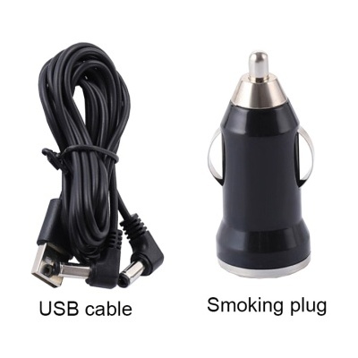 Cabo USB preto e adaptador para isqueiro de carro preto com fundo branco e textos