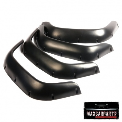 Quatro alargadores de guarda-lamas pretos para automóveis