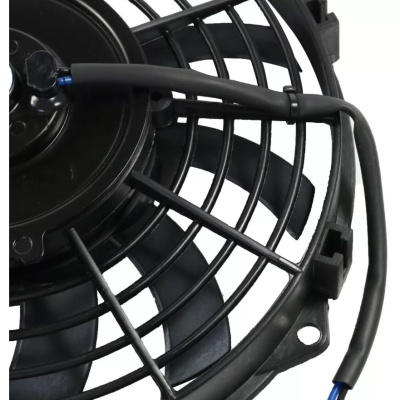 Ventoinha elétrica de carro com grelha de proteção e cabo revestido