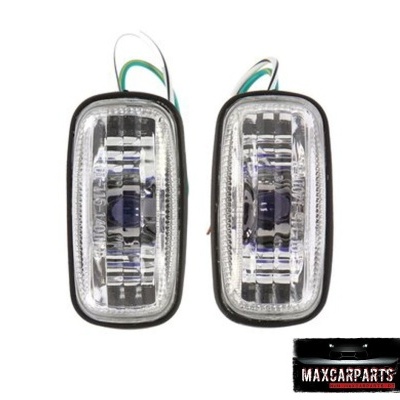 Par de luzes retangulares para automóvel com lente transparente e moldura preta