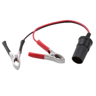 Adaptador cabo com garras metálicas e conector de isqueiro