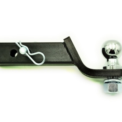 Reboque para carro preto com bola metálica e presilha prateada