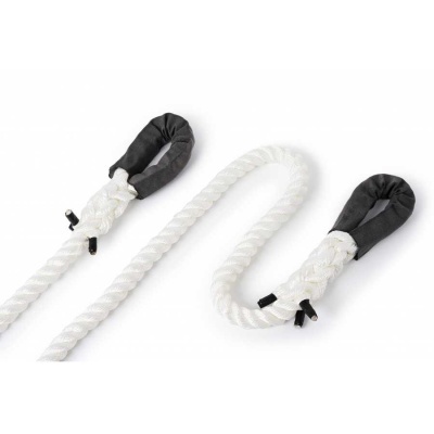 Corda branca torçada com extremidades pretas