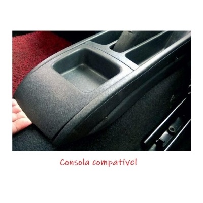 Consola central de carro preto com compartimentos