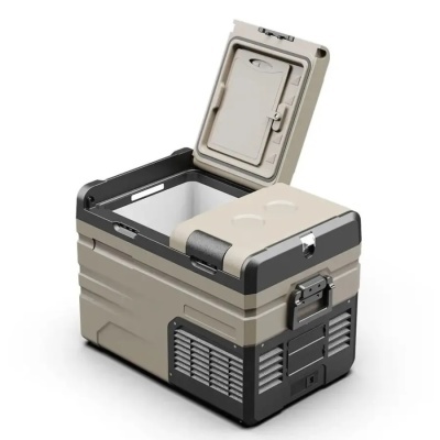 Caixa de cooler portátil bege e preta com tampa aberta