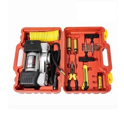 Conjunto de ferramentas num estojo vermelho com compressor de ar, mangueira amarela, punção, alicate, chaves de fendas, estilete e fita adesiva