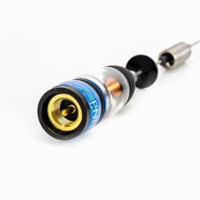 Cartucho de vaporizador com detalhes dourados, preto e azul RPM