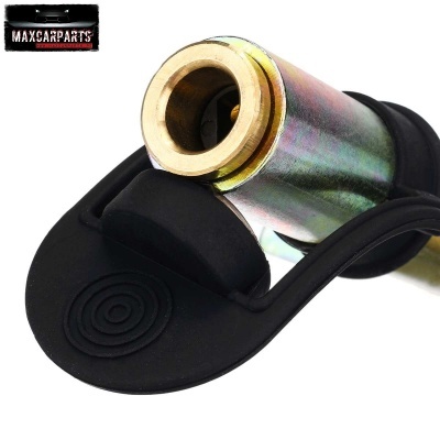 Suporte metálico com componente preto e logótipo MAXCARPARTS