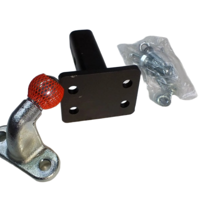 Conjunto de peças metálicas para reboque com proteção vermelha e base preta