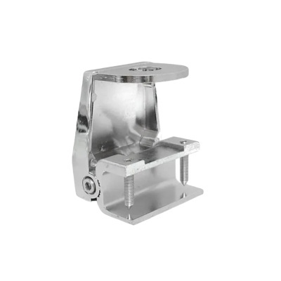 Suporte metálico prateado com parafusos em fundo branco