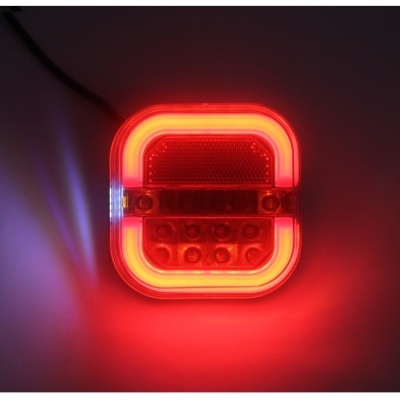 Luz traseira quadrada vermelha iluminada para veículo com LEDs