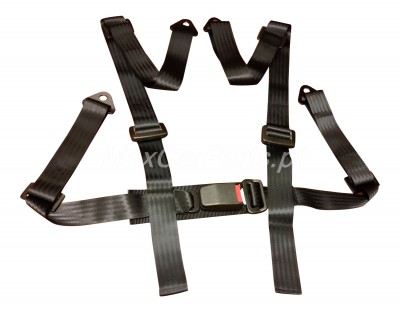 Cinto de segurança preto com várias correias e fivelas metálicas