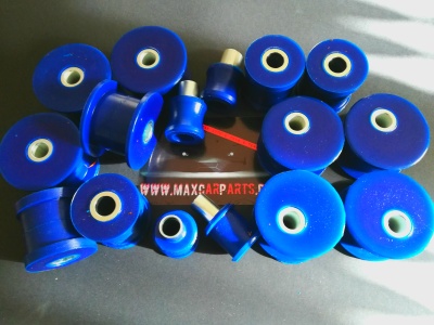 Buchas e espaçadores azuis cilíndricos com inserção metálica e diferentes tamanhos