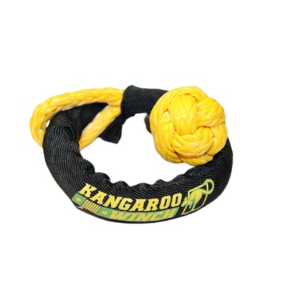 Pulseira preta e amarela com texto Kangaroo Winch
