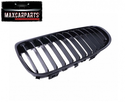 Grelha frontal preta brilhante para automóvel com barras verticais