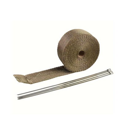 Rolo de fita térmica em fibra de vidro castanha com tiras metálicas finas prateadas