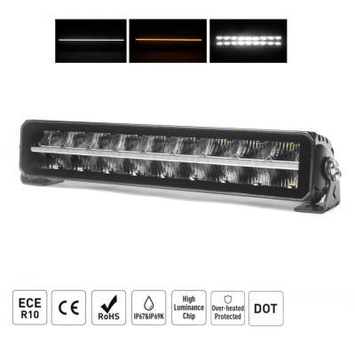 Barra de luz LED preta para automóveis com luzes de várias cores e ícones de certificações.