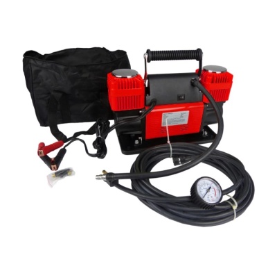 Compressor de ar portátil vermelho e preto com mangueira e bolsa